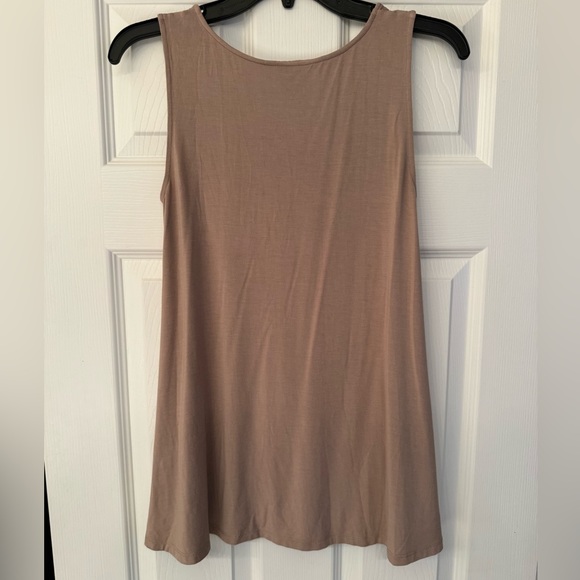Capsule 121 NWOT Tank Top - Picture 2 of 4